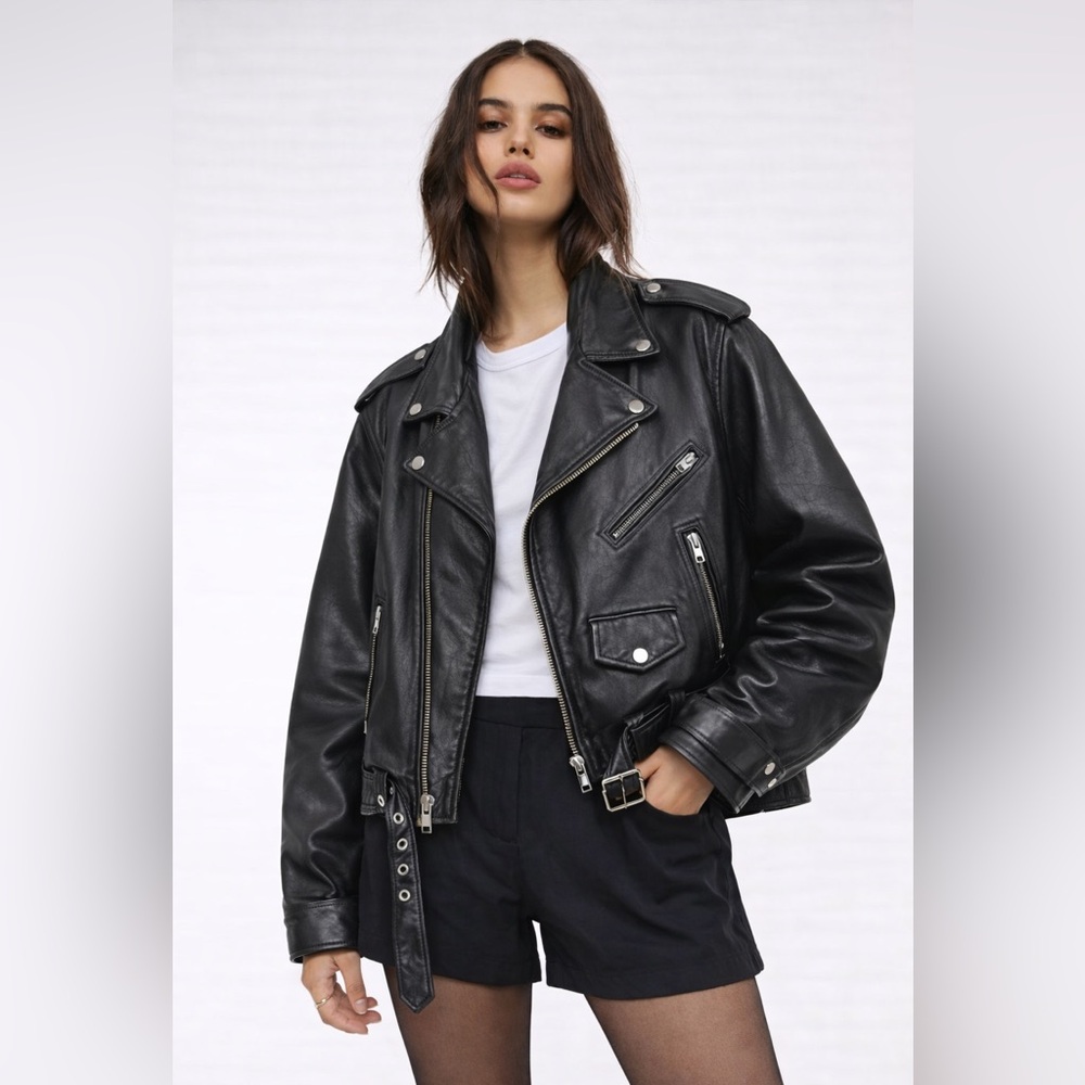 Vintage Pebbled Leather Moto Jacket Oversized Belted Biker Heavy Leather Size 38
